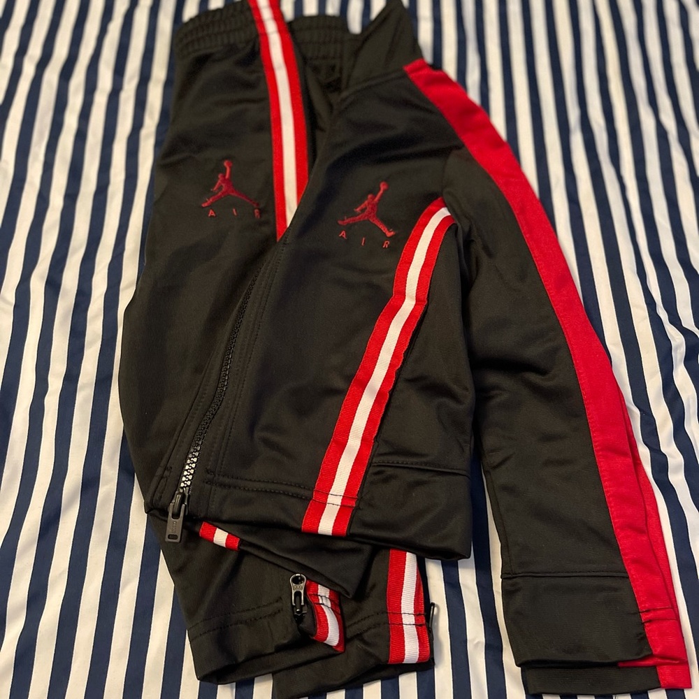 Jordan track suit for baby boy Size 2T red and black